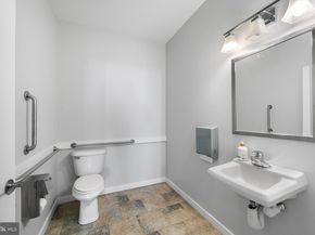 3000 W Girard Avenue, Philadelphia PA 19130