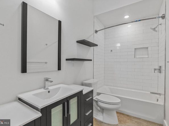 402 N Front Street 3, Philadelphia PA 19123