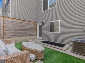 402 N Front Street 3, Philadelphia PA 19123