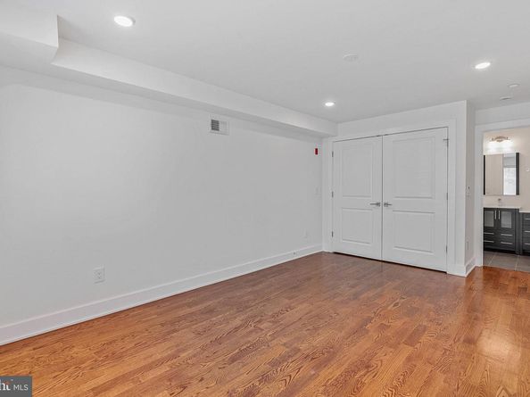 402 N Front Street 3, Philadelphia PA 19123