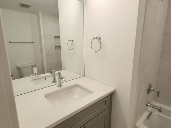 8610 Evergreen Place 100, Philadelphia PA 19118