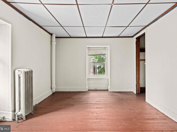 732 Buck Lane, Haverford PA 19041