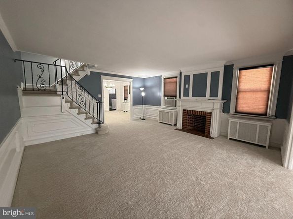 5902 E Roosevelt Boulevard, Philadelphia PA 19149