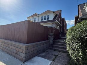 5902 E Roosevelt Boulevard, Philadelphia PA 19149