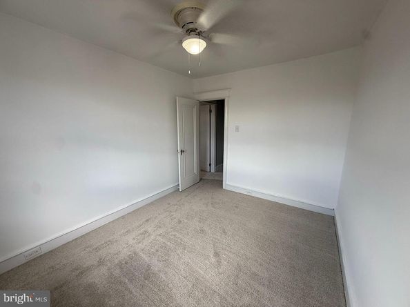 5902 E Roosevelt Boulevard, Philadelphia PA 19149