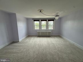 5902 E Roosevelt Boulevard, Philadelphia PA 19149