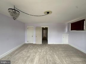 5902 E Roosevelt Boulevard, Philadelphia PA 19149