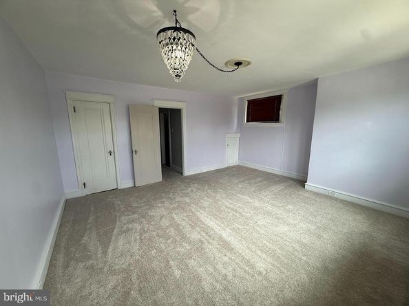 5902 E Roosevelt Boulevard, Philadelphia PA 19149