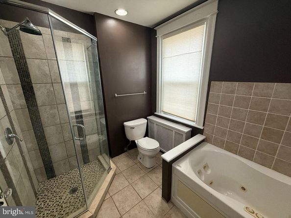 5902 E Roosevelt Boulevard, Philadelphia PA 19149