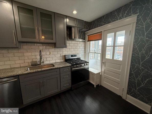5902 E Roosevelt Boulevard, Philadelphia PA 19149