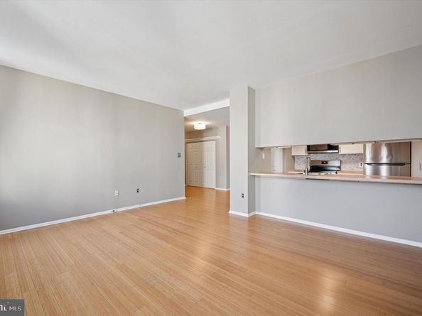 130 N Bread Street 310, Philadelphia PA 19106