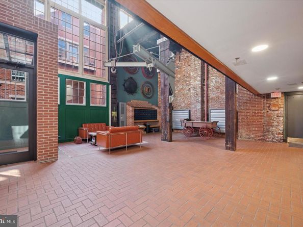 130 N Bread Street 310, Philadelphia PA 19106