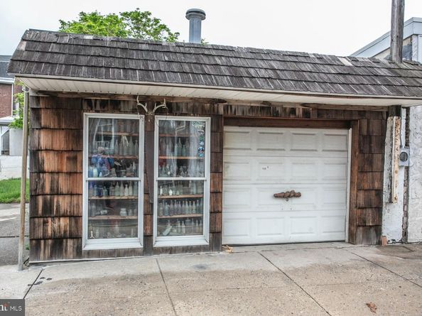 122 2nd Street, Bridgeport PA 19405