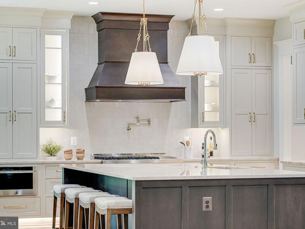 2210 Trott Avenue, Vienna VA 22181