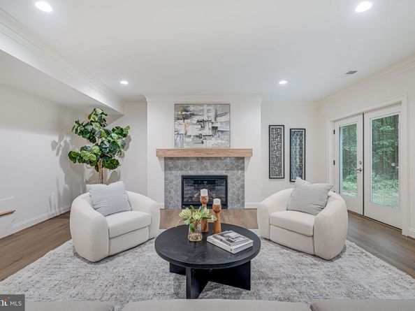 2210 Trott Avenue, Vienna VA 22181