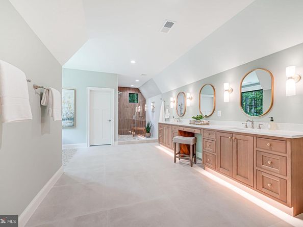 2210 Trott Avenue, Vienna VA 22181