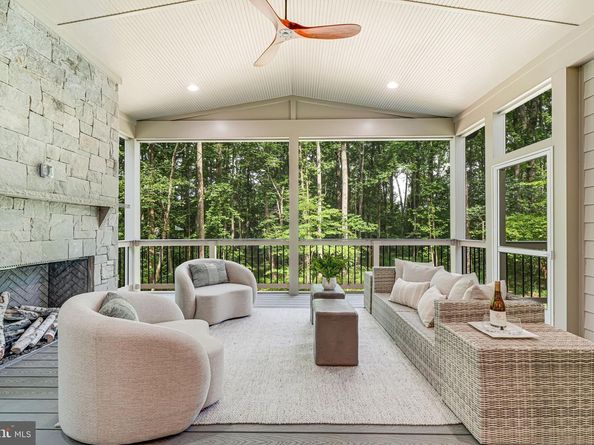 2210 Trott Avenue, Vienna VA 22181