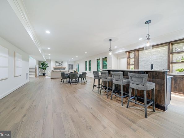 2210 Trott Avenue, Vienna VA 22181