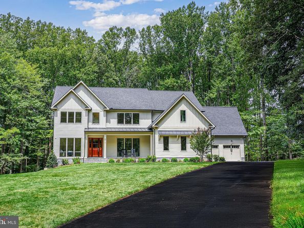 2210 Trott Avenue, Vienna VA 22181