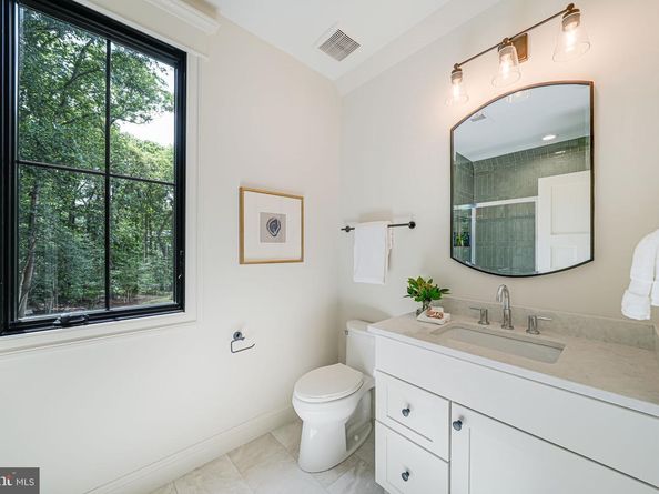 2210 Trott Avenue, Vienna VA 22181