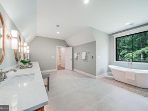 2210 Trott Avenue, Vienna VA 22181