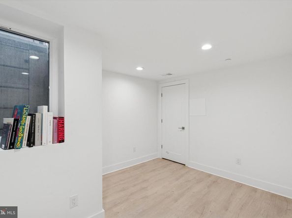 1325 N 17TH Street A, Philadelphia PA 19121