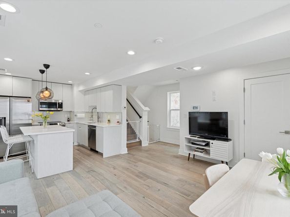 1325 N 17TH Street A, Philadelphia PA 19121