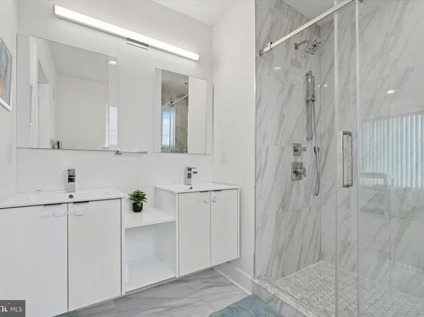 1325 N 17TH Street A, Philadelphia PA 19121