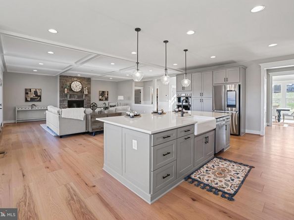 9435 Old Courthouse Road, Vienna VA 22182