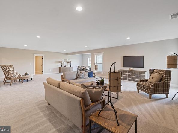 9435 Old Courthouse Road, Vienna VA 22182