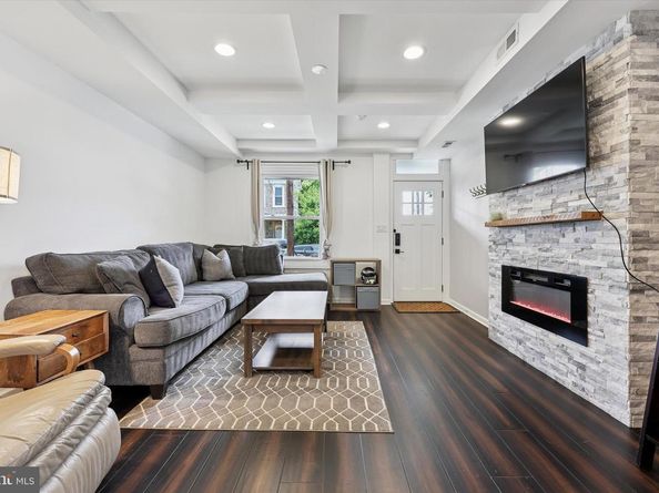 359 Lemonte Street, Philadelphia PA 19128