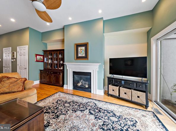 1812 Fairmount Avenue, Philadelphia PA 19130