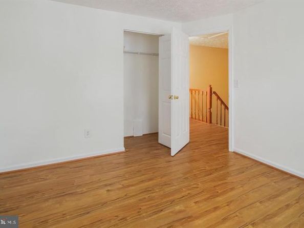 1120 Stevenson Court, Herndon VA 20170