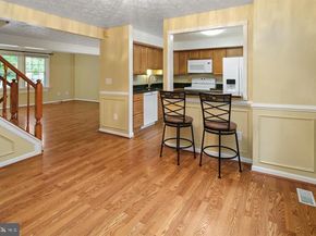1120 Stevenson Court, Herndon VA 20170