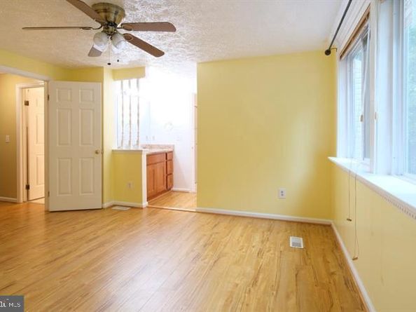 1120 Stevenson Court, Herndon VA 20170