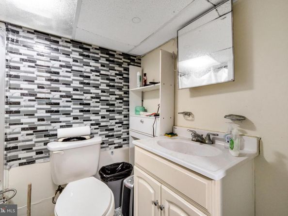 512 Fairfield Avenue, Upper Darby PA 19082