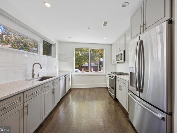 1022 S 2nd Street 7, Philadelphia PA 19147