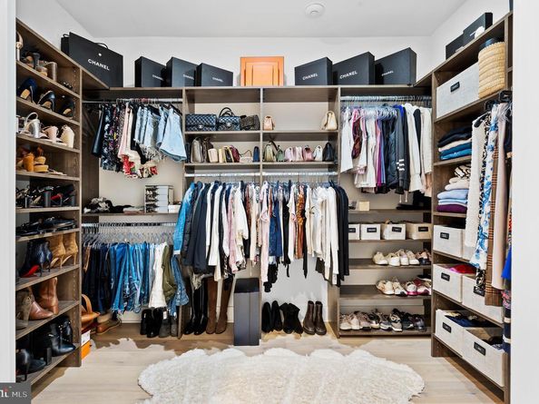 622 S 7TH Street, Philadelphia PA 19147