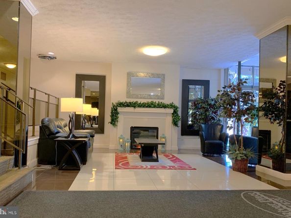 1111 Arlington Boulevard 432, Arlington VA 22209