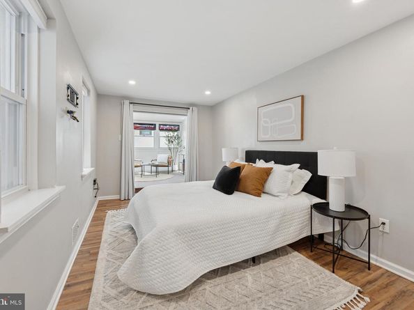 712 S 6TH Street, Philadelphia PA 19147