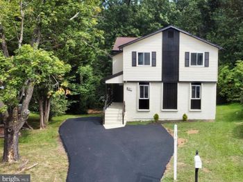 208 Keyes Court