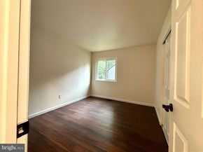 208 Keyes Court, Sterling VA 20164