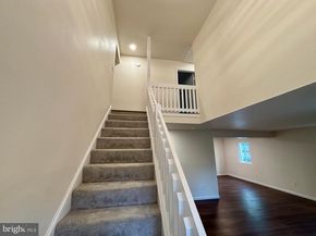208 Keyes Court, Sterling VA 20164