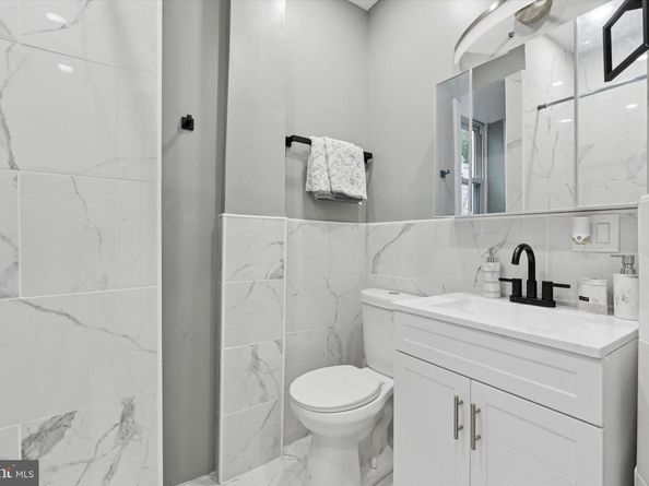 6517 Greenway Avenue, Philadelphia PA 19142