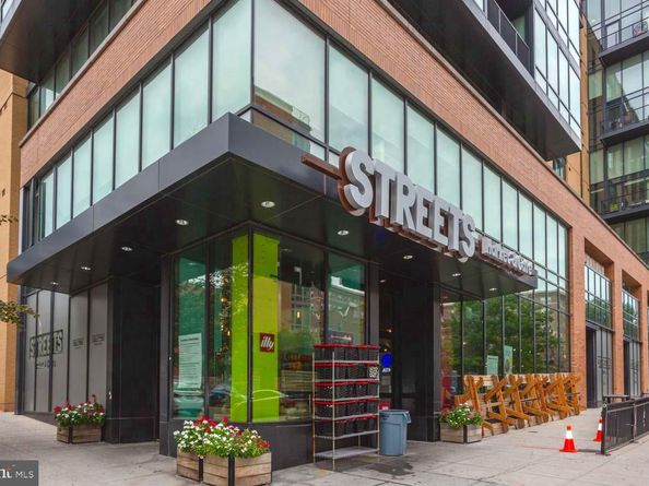 1308 Clifton Street NW 118, Washington DC 20009