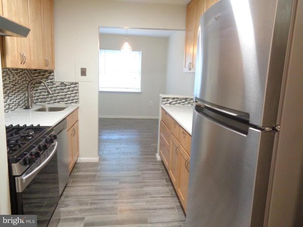 1954 Kennedy Drive 104, Mclean VA 22102