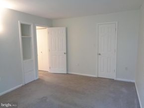 1954 Kennedy Drive 104, Mclean VA 22102