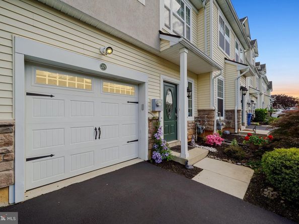 329 Ross Court, Wyncote PA 19095