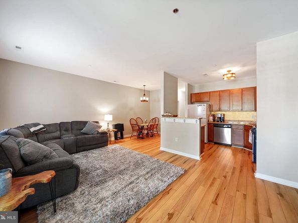 329 Ross Court, Wyncote PA 19095