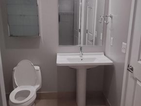 2125 NW 14TH Street NW 106W, Washington DC 20009